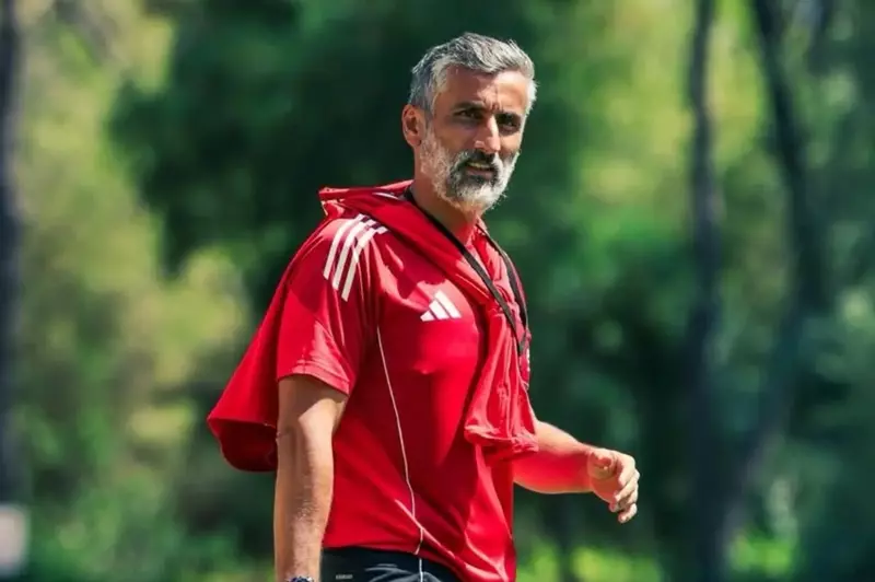الأهلي يتصدر الأندية في الحصول على كارنيهات تدريب جهازه الفني بعد قرار اتحاد الكرة الأهلي يتصدر الأندية في الحصول على كارنيهات تدريب جهازه الفني بعد قرار اتحاد الكرة