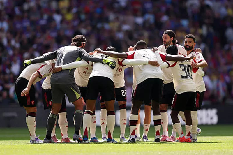تشكيلة ليفربول المتوقعة أمام بورنموث في بداية الدوري الإنجليزي تشكيلة ليفربول المتوقعة أمام بورنموث في بداية الدوري الإنجليزي